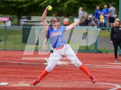 Thumbnail 3 in Hermiston @ Auburn Mountainview (WIAA 3A Opening Round) photogallery.