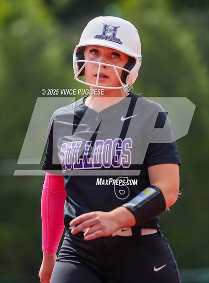 Thumbnail 1 in Hermiston @ Auburn Mountainview (WIAA 3A Opening Round) photogallery.