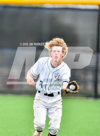Thumbnail 2 in Vandegrift vs. Glenn (LISD Tournament) photogallery.