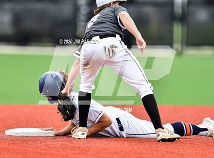 Thumbnail 2 in Vandegrift vs. Glenn (LISD Tournament) photogallery.