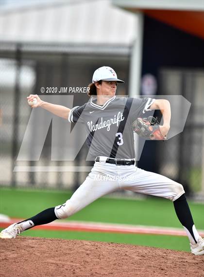 Thumbnail 2 in Vandegrift vs. Glenn (LISD Tournament) photogallery.