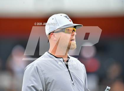 Thumbnail 1 in Vandegrift vs. Glenn (LISD Tournament) photogallery.