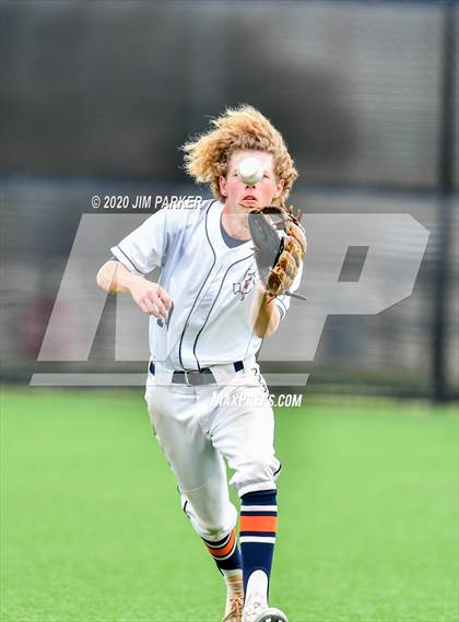 Thumbnail 3 in Vandegrift vs. Glenn (LISD Tournament) photogallery.