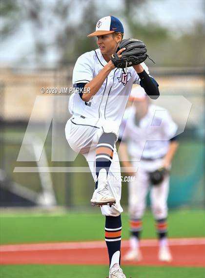 Thumbnail 2 in Vandegrift vs. Glenn (LISD Tournament) photogallery.