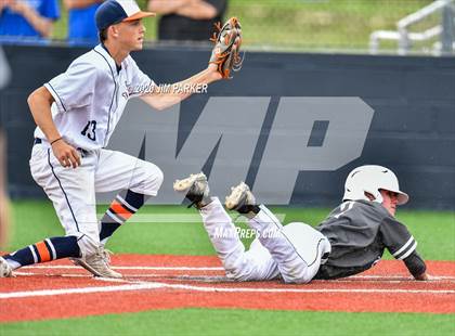 Thumbnail 2 in Vandegrift vs. Glenn (LISD Tournament) photogallery.