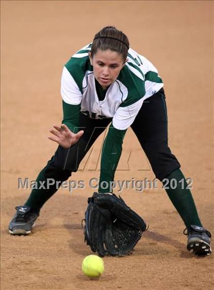 Thumbnail 1 in Kaiser vs. Garden Grove (CIF SS D4 Final) photogallery.