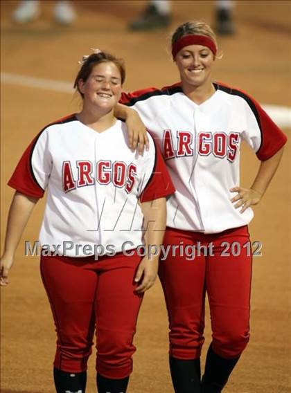 Thumbnail 3 in Kaiser vs. Garden Grove (CIF SS D4 Final) photogallery.