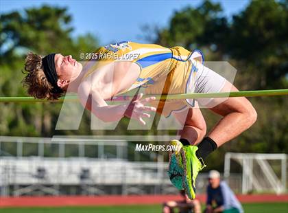Thumbnail 2 in Rosehill Eagle Relays (High Jump) photogallery.
