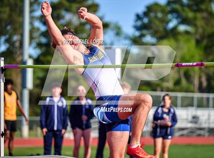 Thumbnail 3 in Rosehill Eagle Relays (High Jump) photogallery.