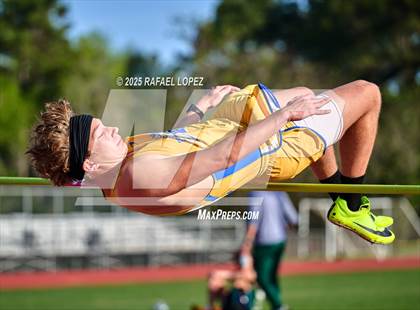 Thumbnail 3 in Rosehill Eagle Relays (High Jump) photogallery.