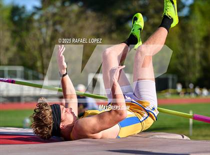 Thumbnail 1 in Rosehill Eagle Relays (High Jump) photogallery.