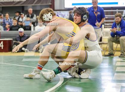 Thumbnail 1 in NIAA 3A Finals photogallery.