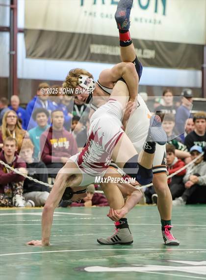 Thumbnail 3 in NIAA 3A Finals photogallery.