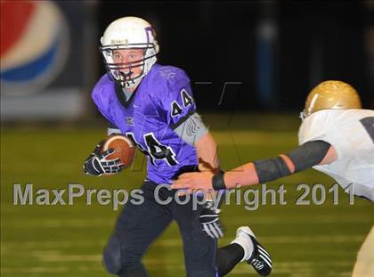 Thumbnail 2 in Northwest Christian vs. Yuma Catholic (AIA D2 State Final) photogallery.