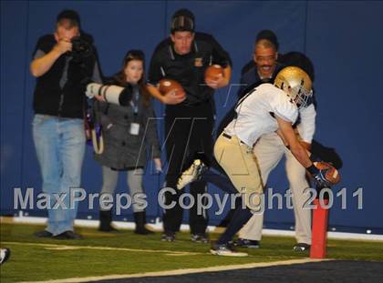 Thumbnail 3 in Northwest Christian vs. Yuma Catholic (AIA D2 State Final) photogallery.