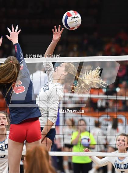 Thumbnail 1 in Chaparral vs. Valor Christian (CHSAA 5A Final) photogallery.