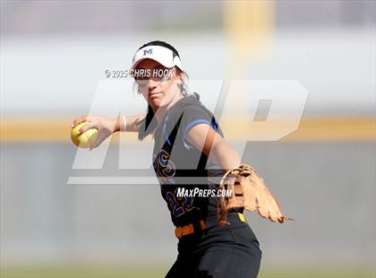 Thumbnail 1 in Marana @ Mountain View photogallery.