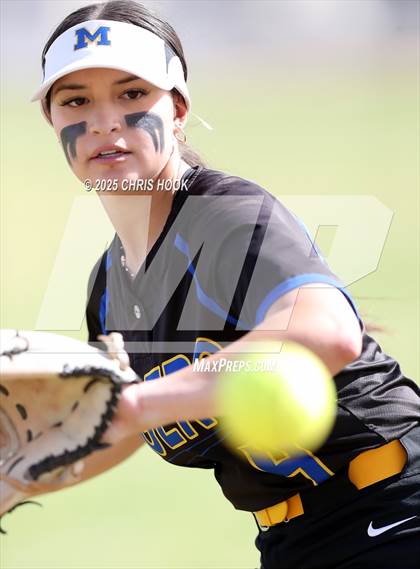 Thumbnail 1 in Marana @ Mountain View photogallery.
