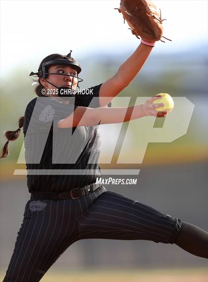 Thumbnail 1 in Marana @ Mountain View photogallery.