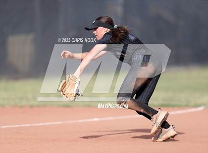 Thumbnail 1 in Marana @ Mountain View photogallery.