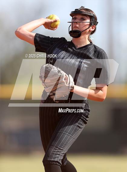 Thumbnail 1 in Marana @ Mountain View photogallery.
