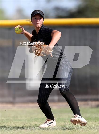 Thumbnail 1 in Marana @ Mountain View photogallery.