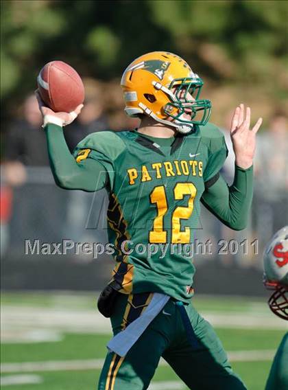 Thumbnail 2 in Stevenson vs. South Elgin (IHSA Class 8A Playoffs) photogallery.