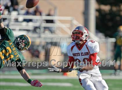 Thumbnail 2 in Stevenson vs. South Elgin (IHSA Class 8A Playoffs) photogallery.