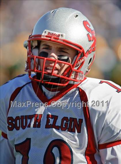 Thumbnail 3 in Stevenson vs. South Elgin (IHSA Class 8A Playoffs) photogallery.
