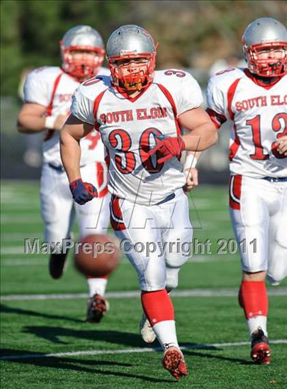 Thumbnail 1 in Stevenson vs. South Elgin (IHSA Class 8A Playoffs) photogallery.