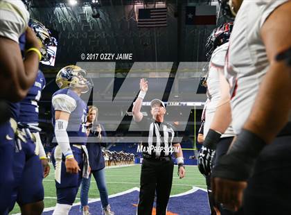 Thumbnail 3 in O'Connor vs. Lake Travis (UIL 6A Quarterfinal) photogallery.