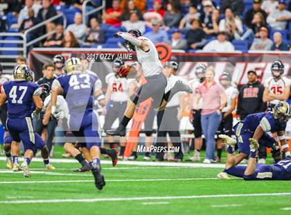 Thumbnail 1 in O'Connor vs. Lake Travis (UIL 6A Quarterfinal) photogallery.