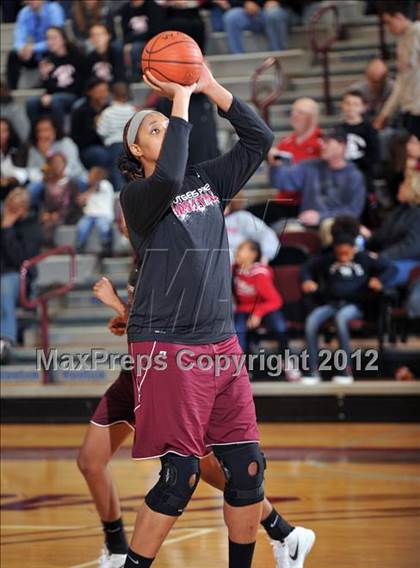 Thumbnail 1 in Boyertown vs. Rutgers Prep (11th Annual Girls Play by Play Classic) photogallery.