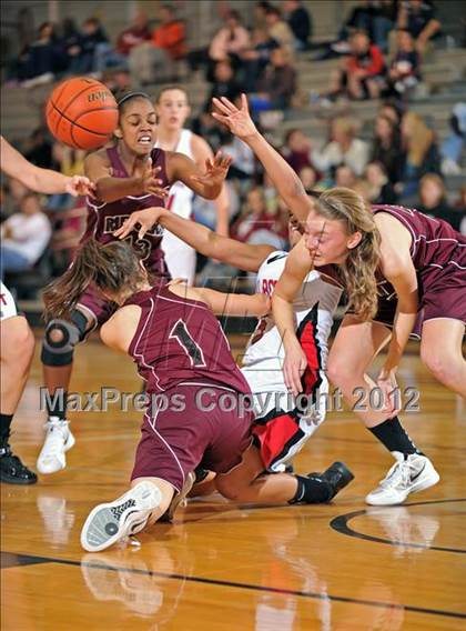 Thumbnail 2 in Boyertown vs. Rutgers Prep (11th Annual Girls Play by Play Classic) photogallery.