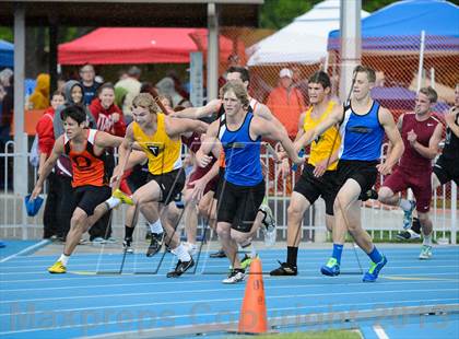 Thumbnail 3 in UHSAA 3A Track and Field Championships photogallery.