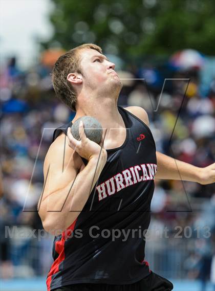 Thumbnail 1 in UHSAA 3A Track and Field Championships photogallery.