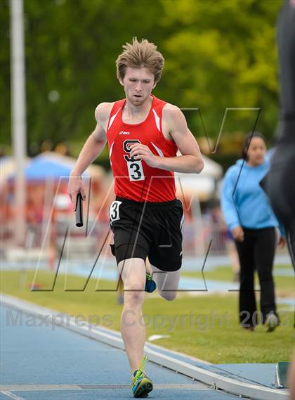 Thumbnail 3 in UHSAA 3A Track and Field Championships photogallery.