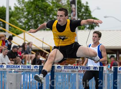 Thumbnail 3 in UHSAA 3A Track and Field Championships photogallery.