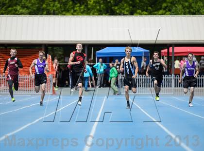 Thumbnail 2 in UHSAA 3A Track and Field Championships photogallery.