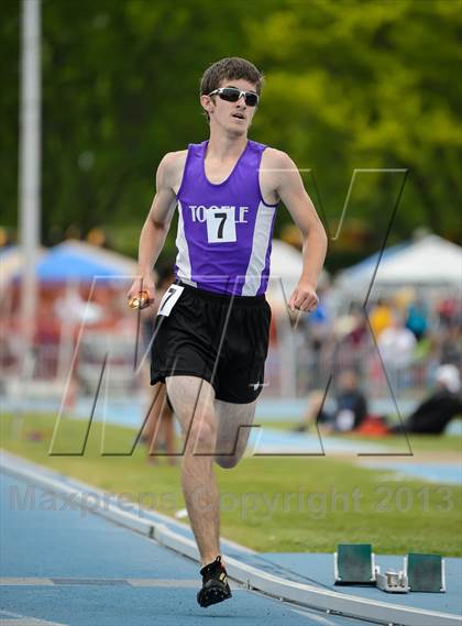 Thumbnail 3 in UHSAA 3A Track and Field Championships photogallery.