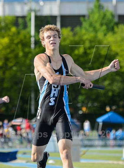 Thumbnail 1 in UHSAA 3A Track and Field Championships photogallery.