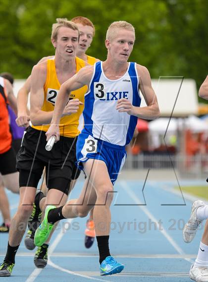 Thumbnail 3 in UHSAA 3A Track and Field Championships photogallery.
