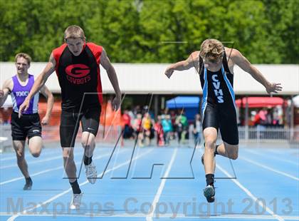 Thumbnail 1 in UHSAA 3A Track and Field Championships photogallery.