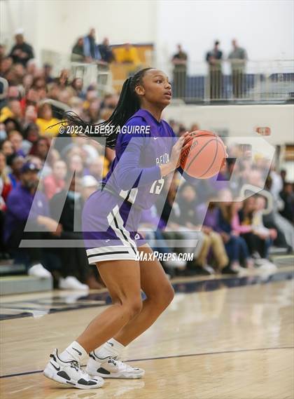 Thumbnail 2 in Ben Davis vs. Mooresville (IHSAA 4A Regional Final) photogallery.