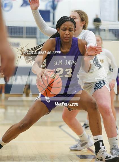 Thumbnail 3 in Ben Davis vs. Mooresville (IHSAA 4A Regional Final) photogallery.