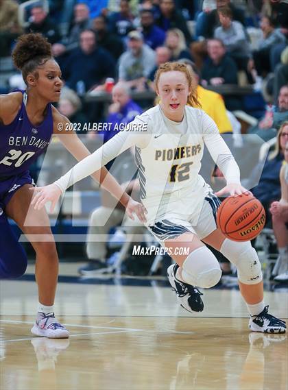 Thumbnail 3 in Ben Davis vs. Mooresville (IHSAA 4A Regional Final) photogallery.