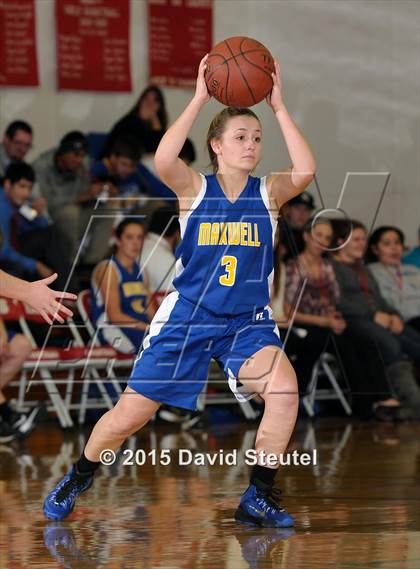 Thumbnail 1 in Maxwell vs. East Nicolaus (Love of the Game) photogallery.