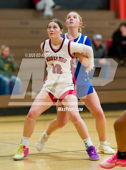 Thumbnail 3 in Pershing County vs. Bishop Union (Serpent Classic) photogallery.