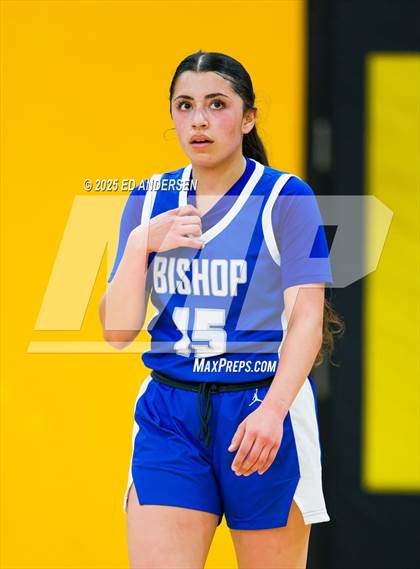 Thumbnail 2 in Pershing County vs. Bishop Union (Serpent Classic) photogallery.