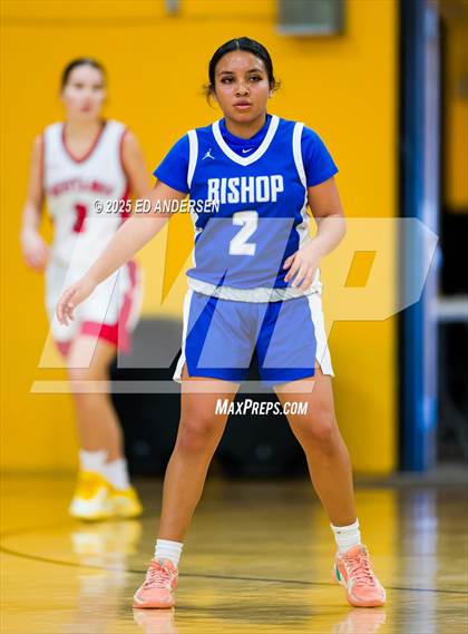 Thumbnail 3 in Pershing County vs. Bishop Union (Serpent Classic) photogallery.